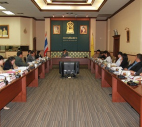 การประชุมคณะกรรมการบริหารเงินทุนหมุนเวียนเพื่อแก้ไขปัญหาหนี้สินข้าราชการครู  ครั้งที่ ๑/๒๕๕๗