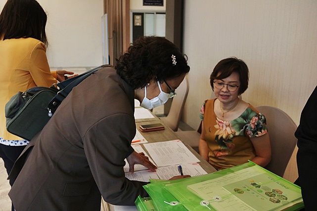 32