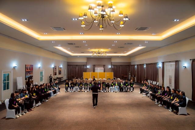 LINE ALBUM พวกเราน่ารัก 251204 20