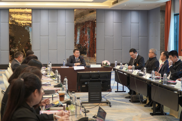 28 DSC00075